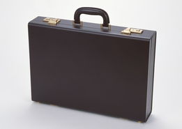 辦公用品圖與商業(yè)金融圖片 商業(yè)運(yùn)營中的視覺元素與儀器儀表的重要性